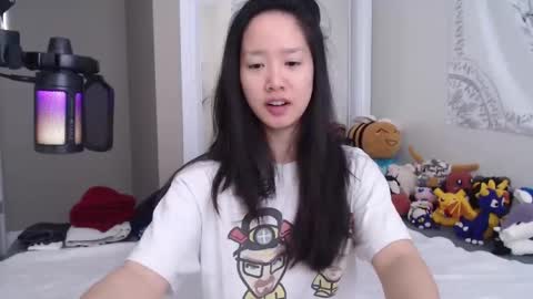 Snapshot of marissapeach chatting on 10.26.25 MarissaPeach online show from 10.26.25