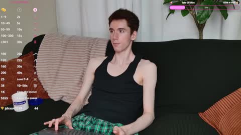 Snapshot of mark327645 chatting on 10.01.25 Mark online show from 10.01.25