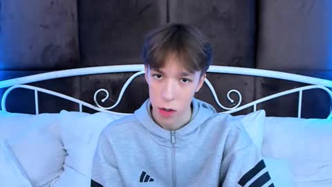 Mark online show from 11.09.25