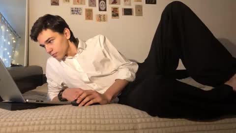 Mark online show from 10.21.25