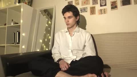 Mark online show from 11.13.25