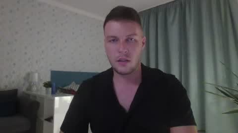 Snapshot of markster9696 chatting on 10.12.25 markster9696 online show from 10.12.25