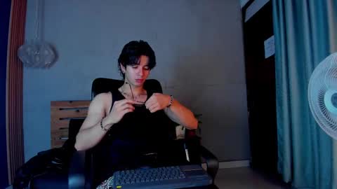 Snapshot of markuss___ chatting on 09.19.25 markuss___ online show from 09.19.25