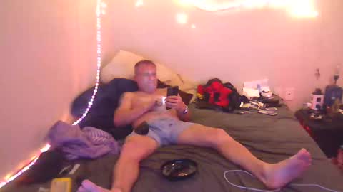 markymark101825061 online show from 12.24.24