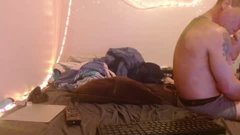 markymark101825061 online show from 01.29.25