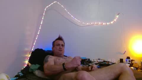 markymark101825061 online show from 02.08.25