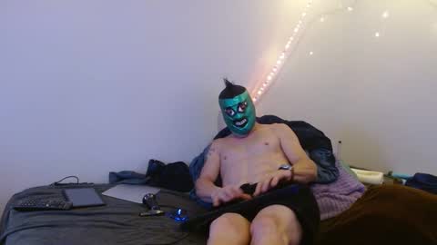 markymark101825061 online show from 02.13.25