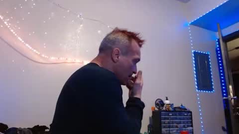 Snapshot of markymark515 chatting on 02.17.25 MarkyMark7169 online show from 02.17.25