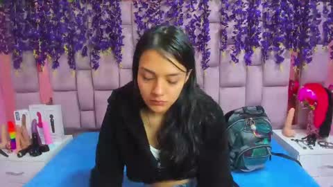 Snapshot of marlyanal chatting on 01.03.25 Marly Anal online show from 01.03.25