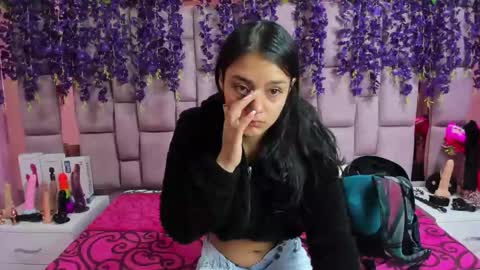 Snapshot of marlyanal chatting on 01.14.25 Marly Anal online show from 01.14.25