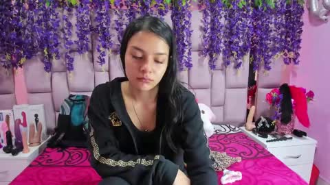 Snapshot of marlyanal chatting on 02.17.25 Marly Anal online show from 02.17.25