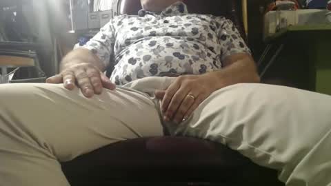 Snapshot of marrieddad19751975 chatting on 09.27.25 only fans marrieddad19751975 online show from 09.27.25