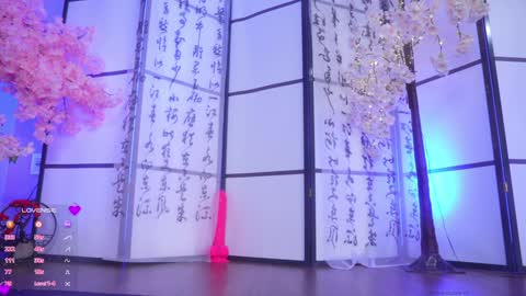 Snapshot of marry_cordy chatting on 10.12.25 Mary online show from 10.12.25