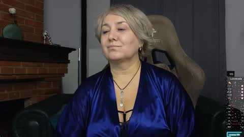 Snapshot of marta_wils chatting on 10.03.25 marta_wils online show from 10.03.25