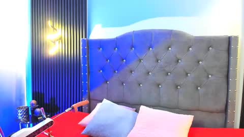   MARTINA   online show from 10.30.25