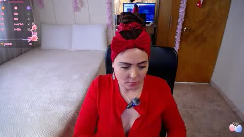 Snapshot of martiniella chatting on 09.11.25 Antonella Martini online show from 09.11.25