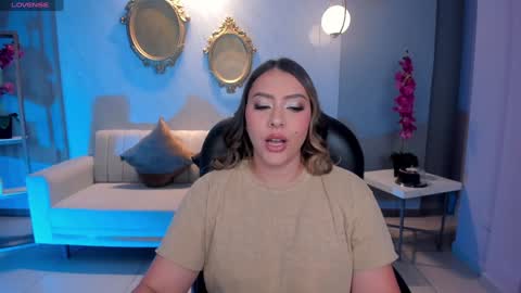 Martinna Bonnet online show from 01.23.25