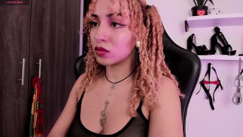 Snapshot of mary_jane_lovers chatting on 01.10.25 Mary Jane online show from 01.10.25