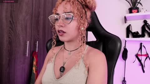 Snapshot of mary_jane_lovers chatting on 01.14.25 Mary Jane online show from 01.14.25