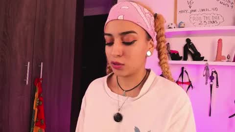 Snapshot of mary_jane_lovers chatting on 02.13.25 Mary Jane online show from 02.13.25