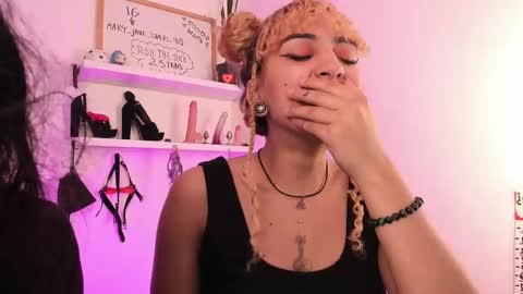 Snapshot of mary_jane_lovers chatting on 02.14.25 Mary Jane online show from 02.14.25