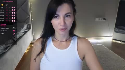 Snapshot of mary_love16 chatting on 09.24.25 Maria online show from 09.24.25