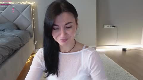 Snapshot of mary_love16 chatting on 10.08.25 Maria online show from 10.08.25