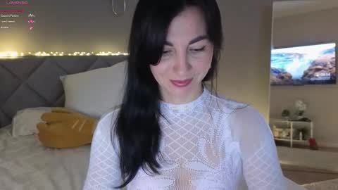 Snapshot of mary_love16 chatting on 10.24.25 Maria online show from 10.24.25