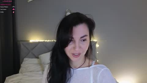 Snapshot of mary_love16 chatting on 11.03.25 Maria online show from 11.03.25