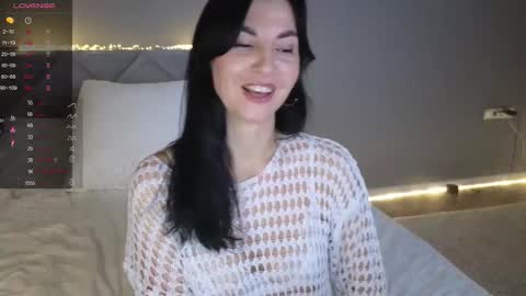 Snapshot of mary_love16 chatting on 11.08.25 Maria online show from 11.08.25