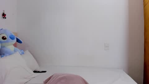 Snapshot of maryalelove chatting on 09.23.25 Marya online show from 09.23.25