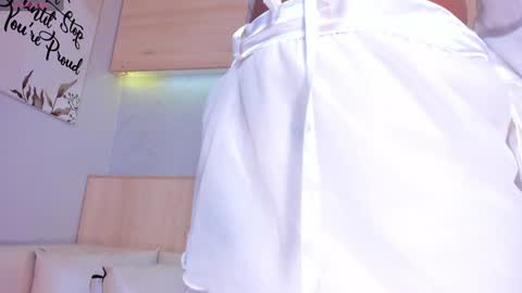 Snapshot of maryevans_ chatting on 01.27.25 online show from 01.27.25