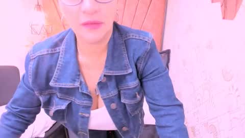 Marylin online show from 10.27.25