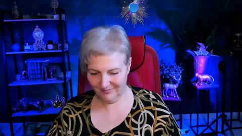 Snapshot of marymogan chatting on 10.13.25 marymogan online show from 10.13.25