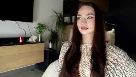 Marina online show from 11.28.25