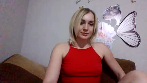 Snapshot of maryyemm chatting on 01.11.25 maryyemm online show from 01.11.25