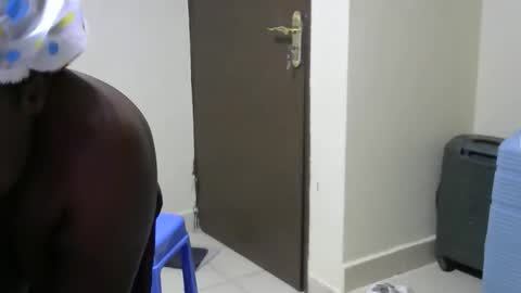 Cate online show from 10.16.25