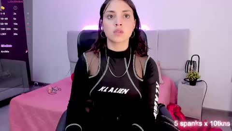 Snapshot of masher__ chatting on 02.15.25 Vick online show from 02.15.25