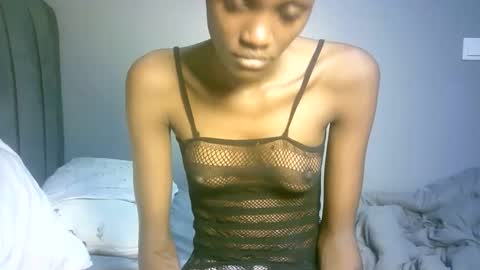 maskgang001 online show from 10.19.25