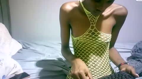 maskgang001 online show from 11.26.25