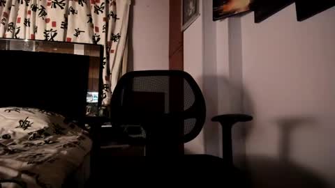 Snapshot of mason_fit chatting on 12.29.24 Mason Andre online show from 12.29.24
