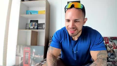 Snapshot of mason_fit chatting on 02.11.25 Mason Andre online show from 02.11.25