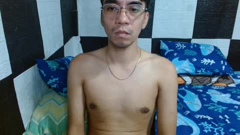 Snapshot of massive_boner02 chatting on 12.09.24 massive_boner02 online show from 12.09.24