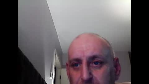 Snapshot of massivecock1980604187 chatting on 01.21.25 massivecock1980604187 online show from 01.21.25