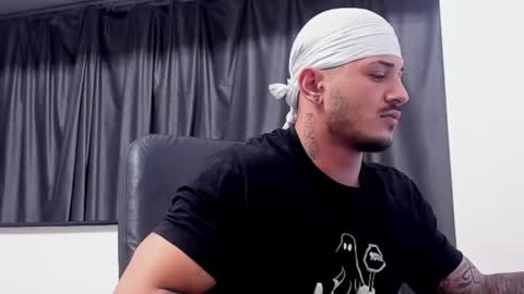 Snapshot of masterchris12 chatting on 12.14.24 masterchris12 online show from 12.14.24