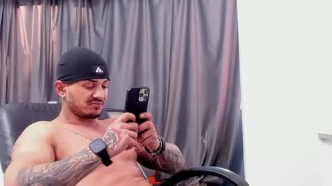 Snapshot of masterchris12 chatting on 12.16.24 masterchris12 online show from 12.16.24