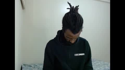 Snapshot of masterr_bate chatting on 09.17.25 Marl online show from 09.17.25