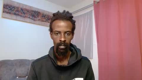 Snapshot of masterr_bate chatting on 09.25.25 Marl online show from 09.25.25