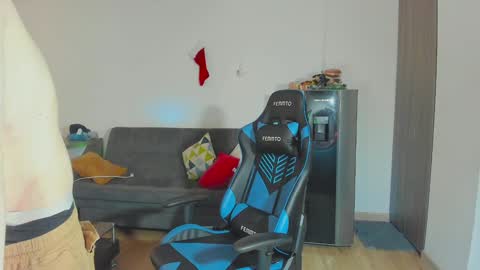 Alejandro Alex online show from 12.31.24