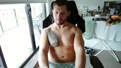 Snapshot of matt89aus chatting on 02.22.25 MRD online show from 02.22.25